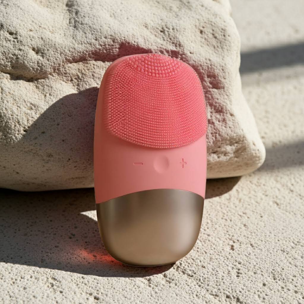 Mini Rechargeable Face Cleansing Brush